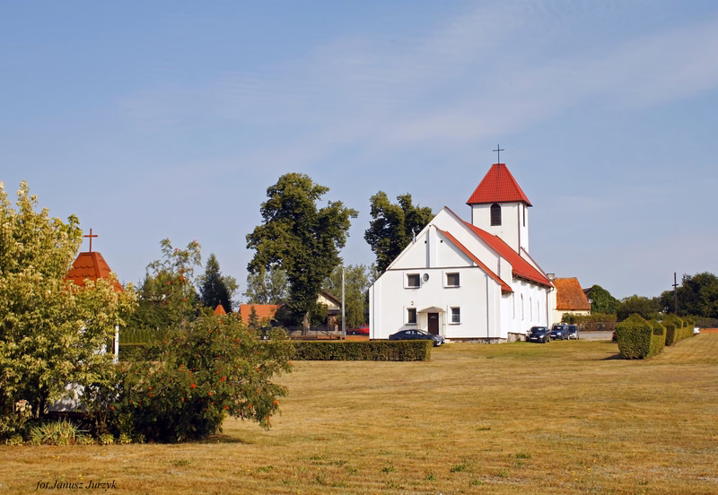 Kościół św. Benedykta w Lubajnach