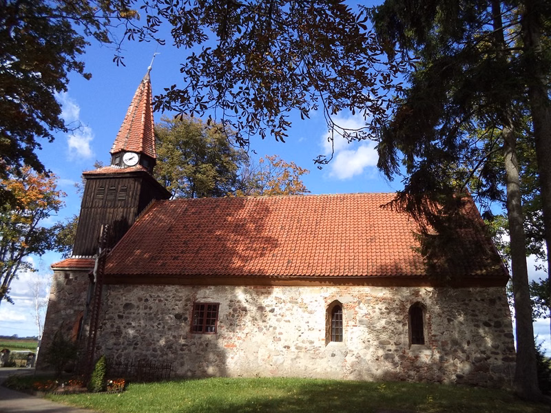 Gotycki kościół Niepokalanego Poczęcia NMP w Ornowie